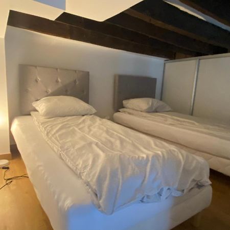 Studio Duplex Avec Spa Et Cour Privee Bonnelles Exteriér fotografie